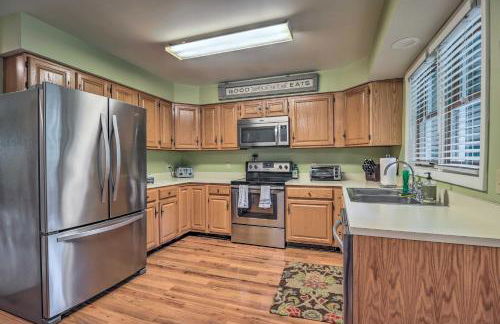 Lake Placid Gem with Patio and Views Less Than 1 Mi to Beach! - Foto 11