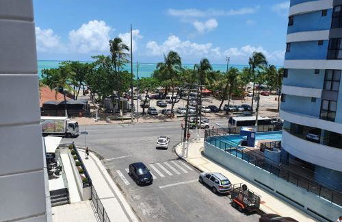 NA BEIRA MAR DE PAJUCARA- EDIF NEO- APARTAMENTO QUARTO E SALA- TEM VARANDA - VISTA LATERAL DO MAR- RUA JULIO PLECH FILHO 60 ESQUINA COM AVENIDA DOUTOR ANTONIO GOUVEIA - CONSUMO ELETRICO É PAGO No CKECK-OUT 1KWH É 1,35 REIAS - Foto 7