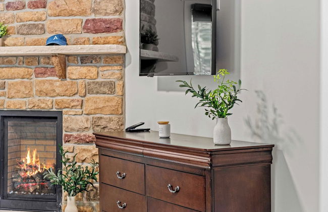 Happy Trails Chalet by Avantstay Sauna + Deck, Private Community Beach Access - Foto 37