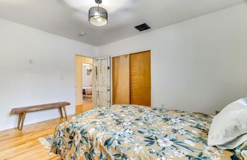 Game Room and Hot Tub! Cresco Family Home - Foto 16