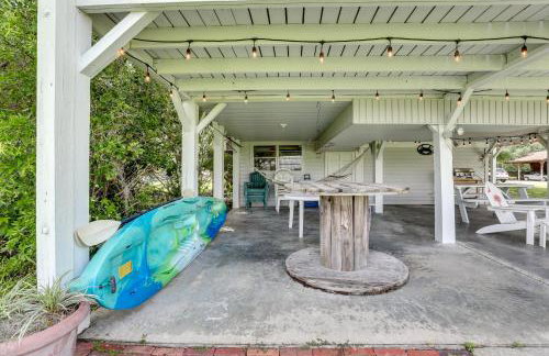 Spacious Riverfront Cottage with Dock in Green Pond! - Foto 30