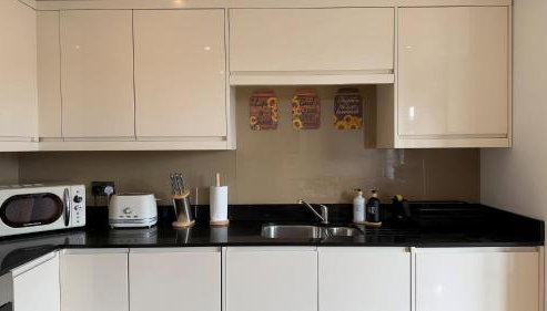 Stylish Hoxton 2 Bedroom 2 Bathroom Apartment With Balcony & Lift, Sleeps 6 - Foto 4, toaster