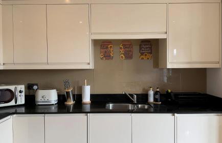 Stylish Hoxton 2 Bedroom 2 Bathroom Apartment With Balcony & Lift, Sleeps 6 - Foto 4