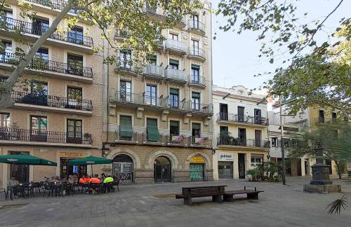 AB Poble Sec - Plaza España - Foto 30
