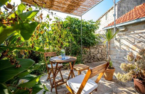 Stone House Harmony -Studio Apartment with Patio and Garden View 2 - Photo 22