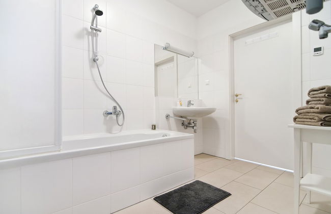 HeyMi Apartments Oper - Foto 76