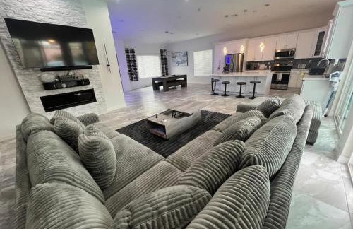 VEGAS OASIS CLOSE 2 STRIP! Private Hot tub & Heated Pool - Foto 18