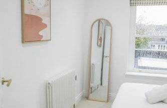 Chic Brighton Garden Apartment - Sleeps 6! - Foto 13