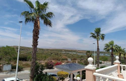 Preciosa casa con terraza y piscina R119 by Novadesta - Foto 13