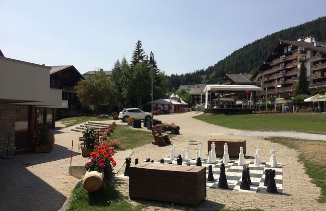 Outstanding Chalet for Groups South Facing Breathtaking Views all Year Round - Photo 58