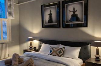 Stylish Leeds City Centre Retreat with Private Terrace & Hottub - Foto 19