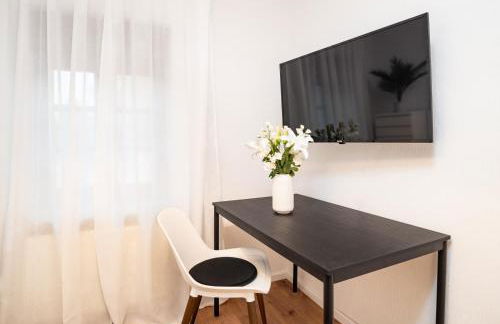 Nauen Stay for 4 Guests - Parking included - Foto 14