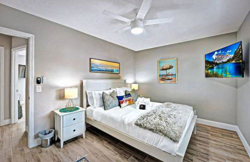 NEW Waterfront Tropic Oasis - Heated Pool, Canal, Dock, Air Hockey - Foto 38