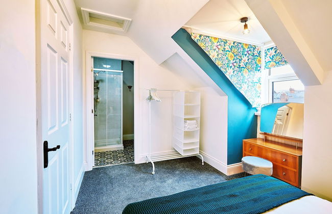 Host Stay North Parade Apartment - Photo 6