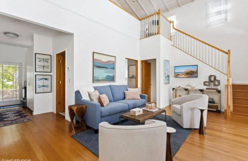 Coastal Cottage by Juniper Holiday + Home - Photo 11