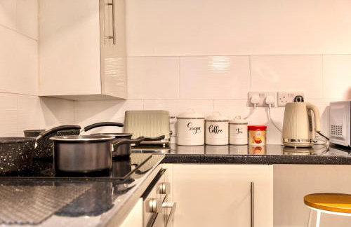 Large One Bedroom Apartments Southsea Sleeps 3 - Free Parking - Foto 15