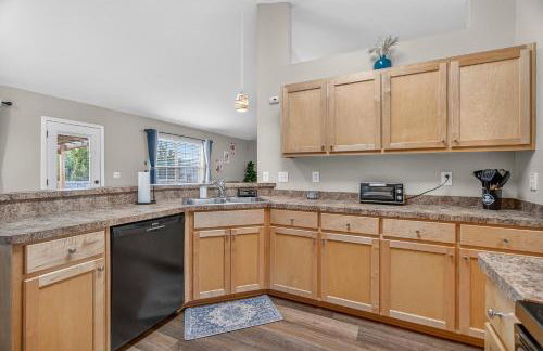 Comfortable 3BR for Families Near Blackwater - Foto 17