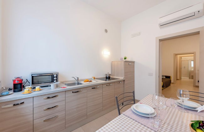 Suite 1 Ondina Viareggio 200m From sea - Foto 17