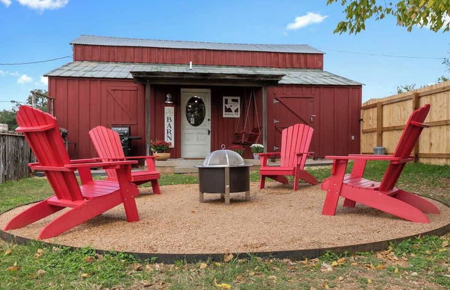 Gorgeous Barn Cabin 10min From Main St! - Foto 25