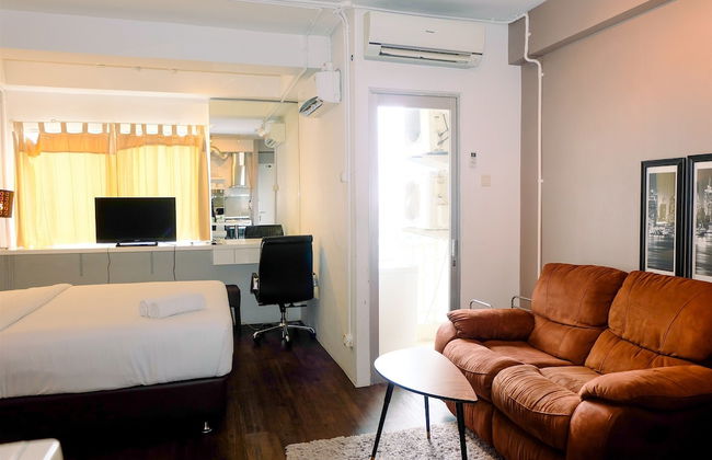 Large and Minimalist Studio at Pakubuwono Terrace Apartment - Foto 18