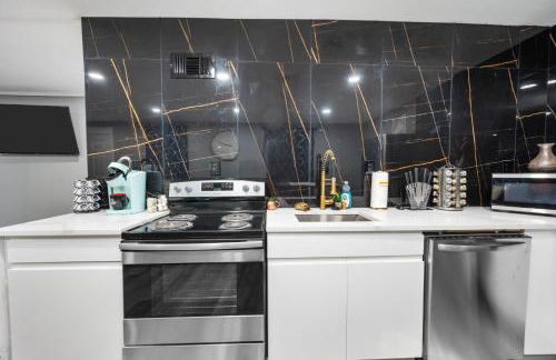 Classy and Chic 2BR Home near Galleria - Foto 4