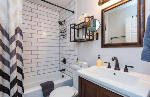 3 Bedroom Cottage Only 3 Miles from Downtown - Foto 13