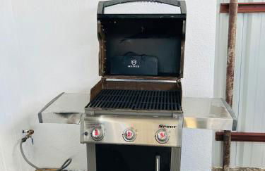 #1 - 5BR 1BA - Unit A - Private Entire Home - WiFi - Foto 7