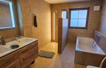 Ferienwohnungen Hipp - Bergblick und Wellness in Top Lage - Foto 52