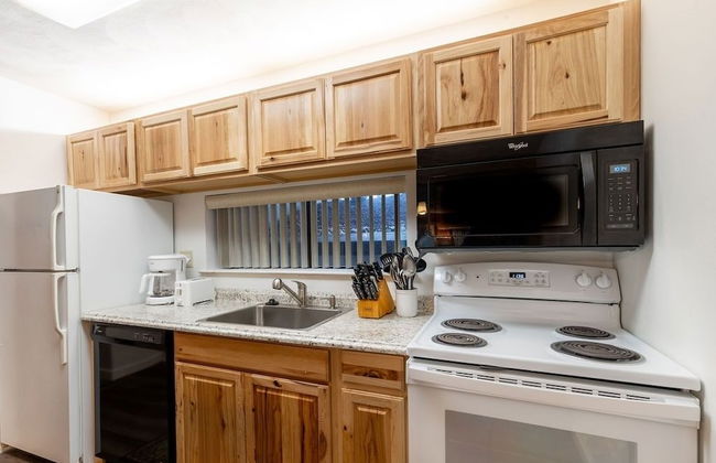 Seven Springs Stoneridge 3 Bedroom Pet Friendly Condo, Ski-In/Out by RedAwning - Foto 6