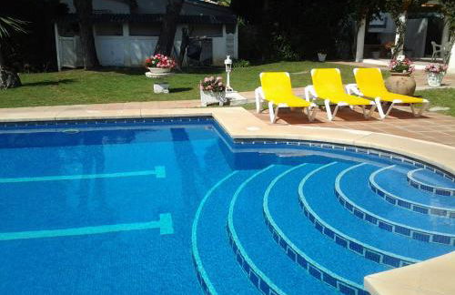 Spectacular Andalusian Villa Linda Vista Playa - Big Private Pool, BBQ & 2 Parking - Photo 3