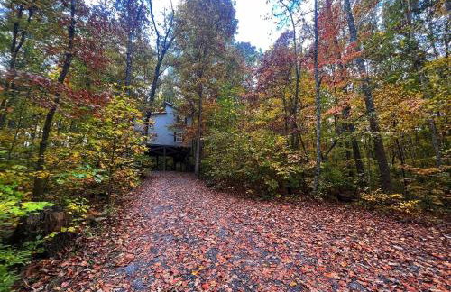 Serenity Escape Treehouse on 14 acres near Little River Canyon - Foto 38