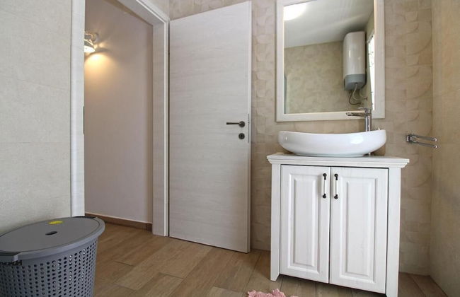 Elegant Villa With Private Pool in Bale - Foto 24