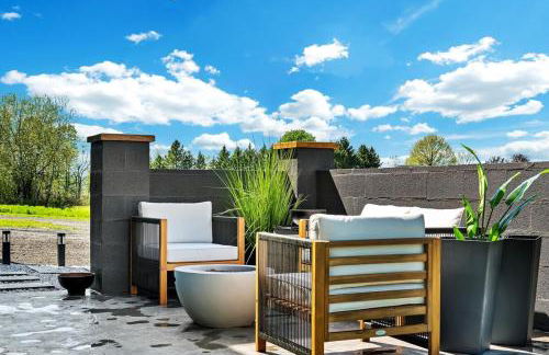 Entire Home with Local Restaurants and Lodges - Foto 13