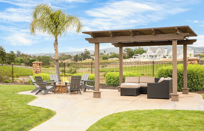 Secluded Estate Exclusive Views of Wine Country + Private Home Theater Twilight Vines by Avantstay - Foto 31