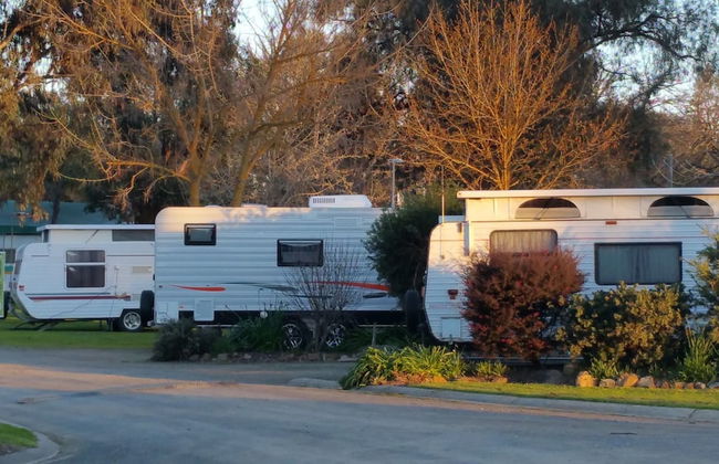 Yea Riverside Caravan Park - Foto 25