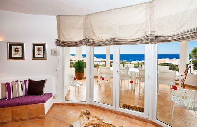 Bini Seguí - Photo 1