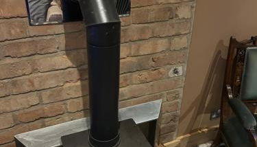 Keepers Lodge - Photo 2, stove