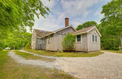 2 Mi to Beach! Cape Cod Family Retreat with Deck - Foto 43