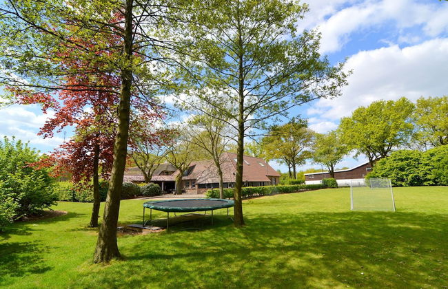 Atmospheric Country House in Asten on a Golf Course - Photo 60