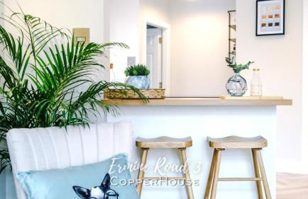 Designer apartments for City Breaks in Chester - Photo 42