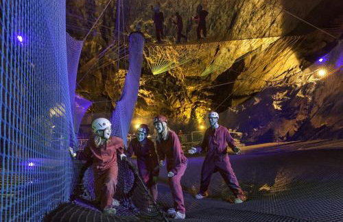 Snowdonia Bunkhouse, Exclusive Hire, Sleeps 30 - Foto 9