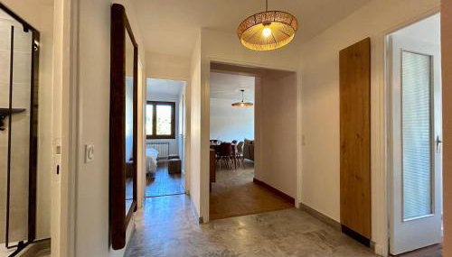 Altitude Élégante - Centre Ville - WIFI - Balcon - Foto 4