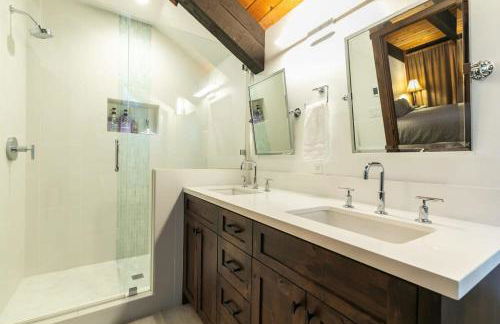 North Lake Tahoe Cabin and Hot Tub - Foto 26