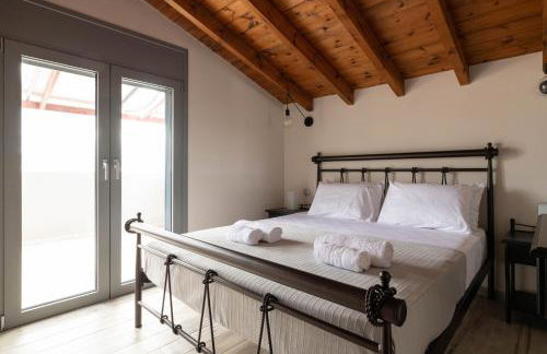 Tsatos Luxury Residence - Photo 47