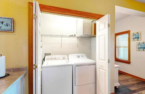 WVSIH14 TanOurFannies - Foto 13