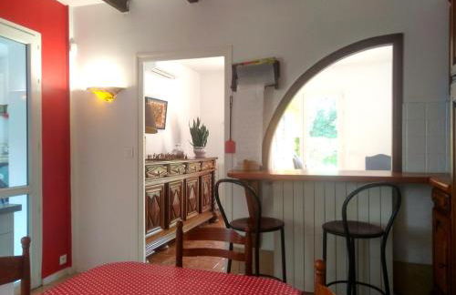 L'échappée du Canal - Piscine - Cheminée - Clim - Parking privé gratuit - 8 personnes - 3 chambres - Parc - Foto 21