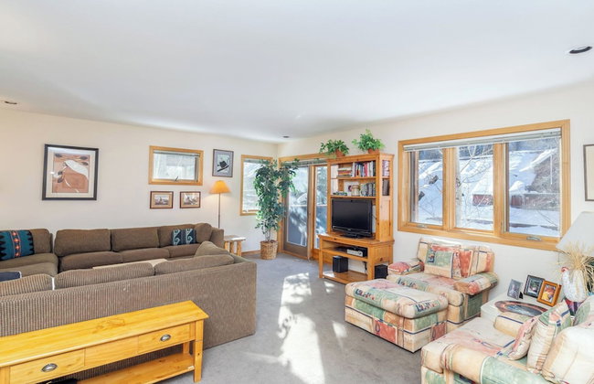Lulu City 4B by Avantstay Beautiful Condo 100 Yards From Lift #7 Permit #:3639 - Foto 25
