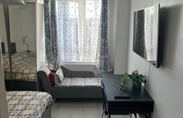 Cosy 2-Bedroom Flat in Finsbury Park, Modern, Convenient & Close to Central London! - Foto 6