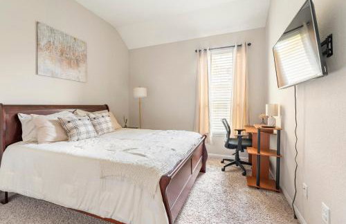 Arbor Suite Cypress 2BR with Suburban comforts! - Foto 2