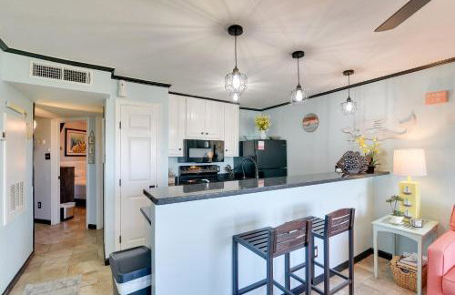 Steps to Galveston Beach Resort-Style Condo! - Foto 9